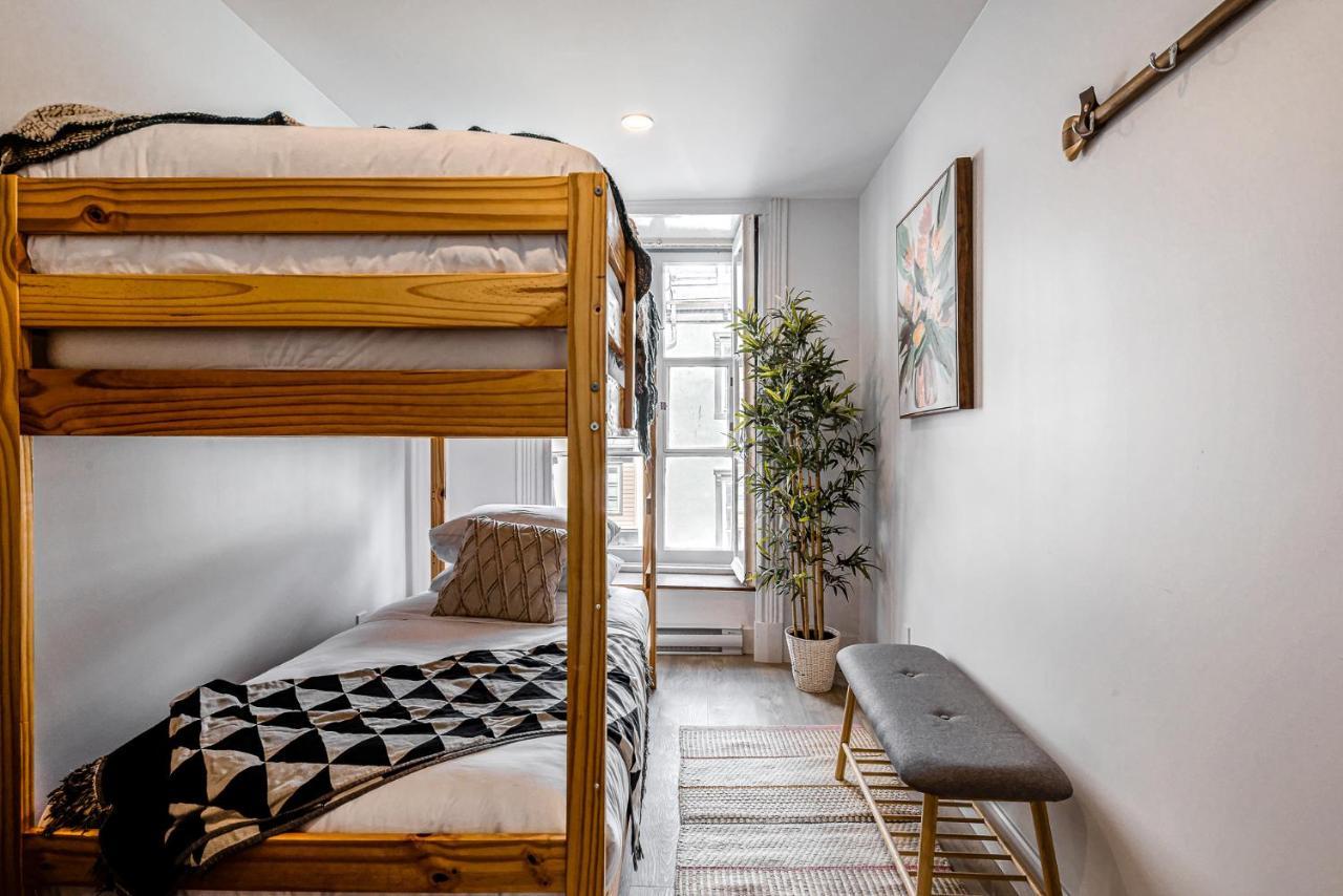 North House - Beautiful Vieux 2 Bedroom Apt Québec Esterno foto